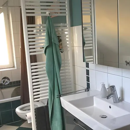 Fuer 6 Personen 80 M² *